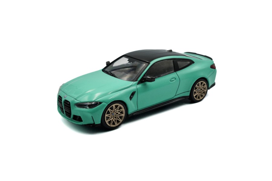 bmw-m4-competition-mint-green-2023-01.jpg