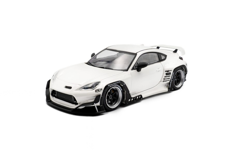 S4315102 pandem-toyota-gr86-white-2022-01.jpg