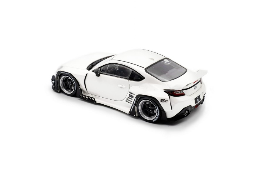 S4315102 pandem-toyota-gr86-white-2022-07.jpg