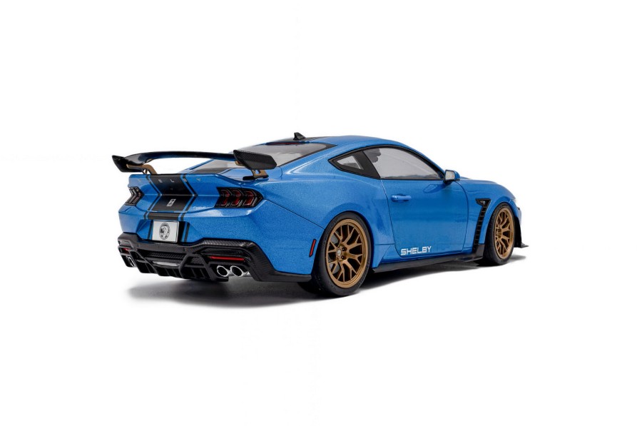 s1813802-shelby-mustang-super-snake-grabber-blue-metallic-2025-04.jpg