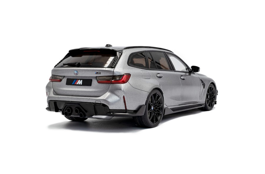 bmw-m3-touring-with-performance-parts-frozen-pure-grey-metallic-2024-04.jpg