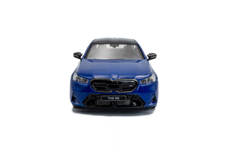 s4317551-bmw-m5-sedan-marina-bay-blue-2024-06.jpg