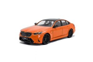 BMW M5 G90 2024 Fire Orange III Solido 1:43