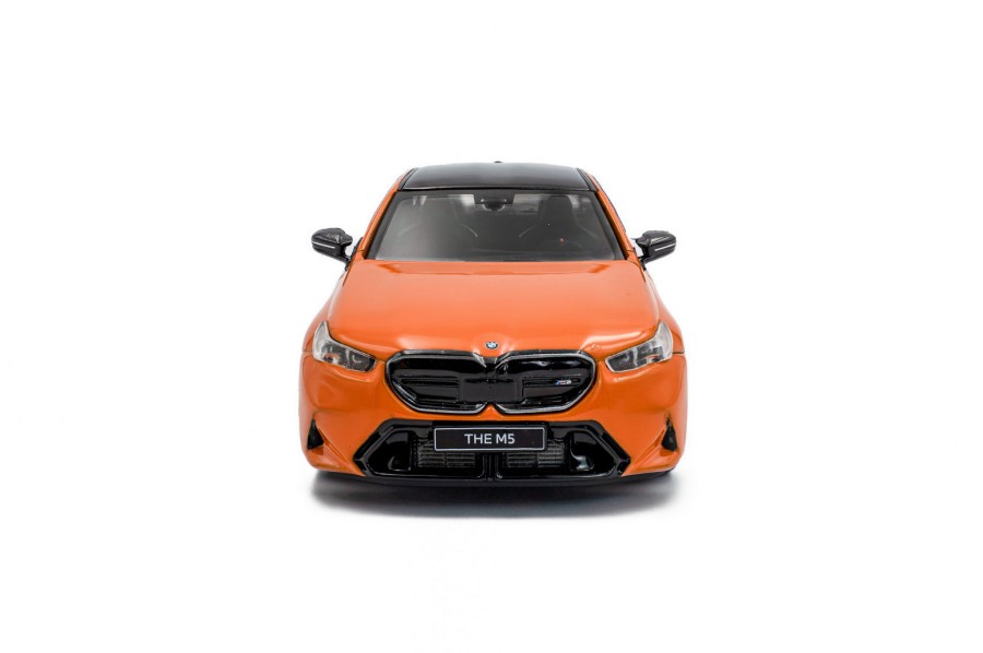 s4317552-bmw-m5-sedan-fire-orange-iii-2024-06.jpg