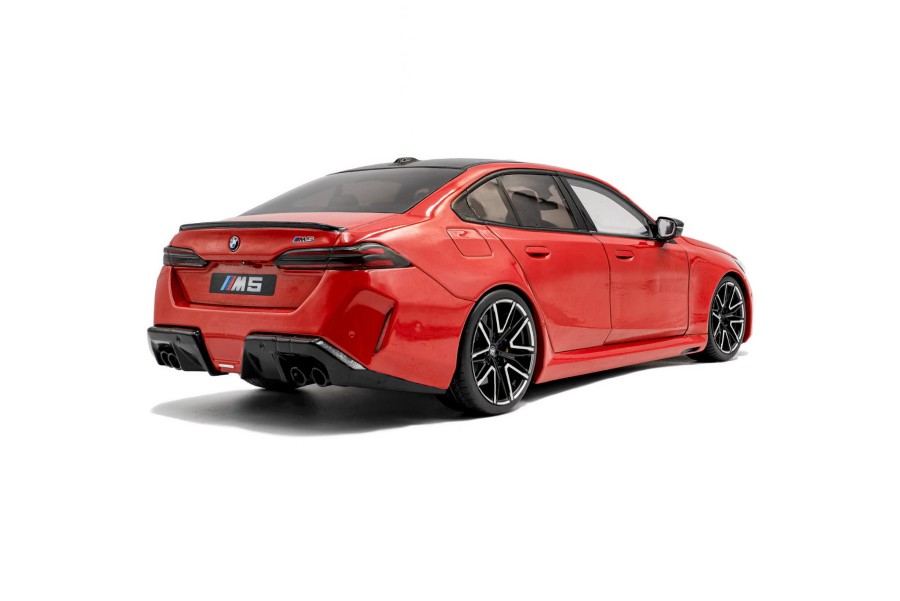 s1814702-bmw-m5-fire-red-2025-04 S1814702.jpg