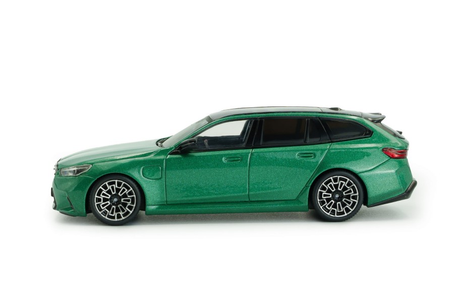 s4317503-bmw-m5-touring-isle-of-man-green-2024-02 S4317503.jpg