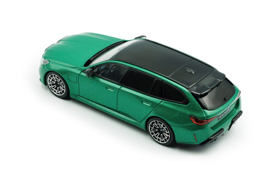 s4317503-bmw-m5-touring-isle-of-man-green-2024-07 S4317503.jpg