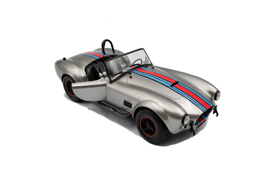 s1804913-shelby-cobra-427-mkii-solido-works-m-racing-1965-07.jpg
