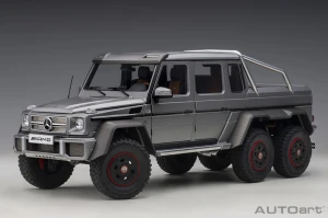 Mercedes-Benz G63 AMG 6×6 (Designo Platinum Magno) Autoart 1:18