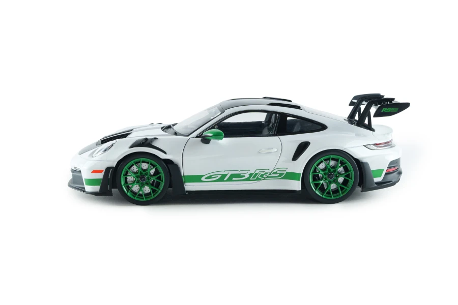 s1812107-porsche-911-gt3-rs-tribute-to-carrera-rs-package-2024-02 S1812107.jpg