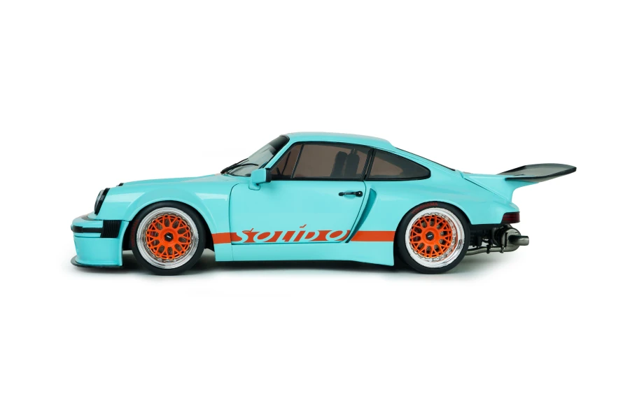 s1810504-ks-r-by-khyzyl-saleem-blue-racer-2026-02 S1810504.jpg