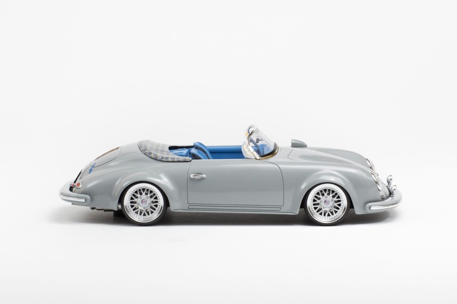 GTSpirit-Porsche S-KLUB OUTLOW SPEEDSTER GREY 2019-GT409-05.jpg